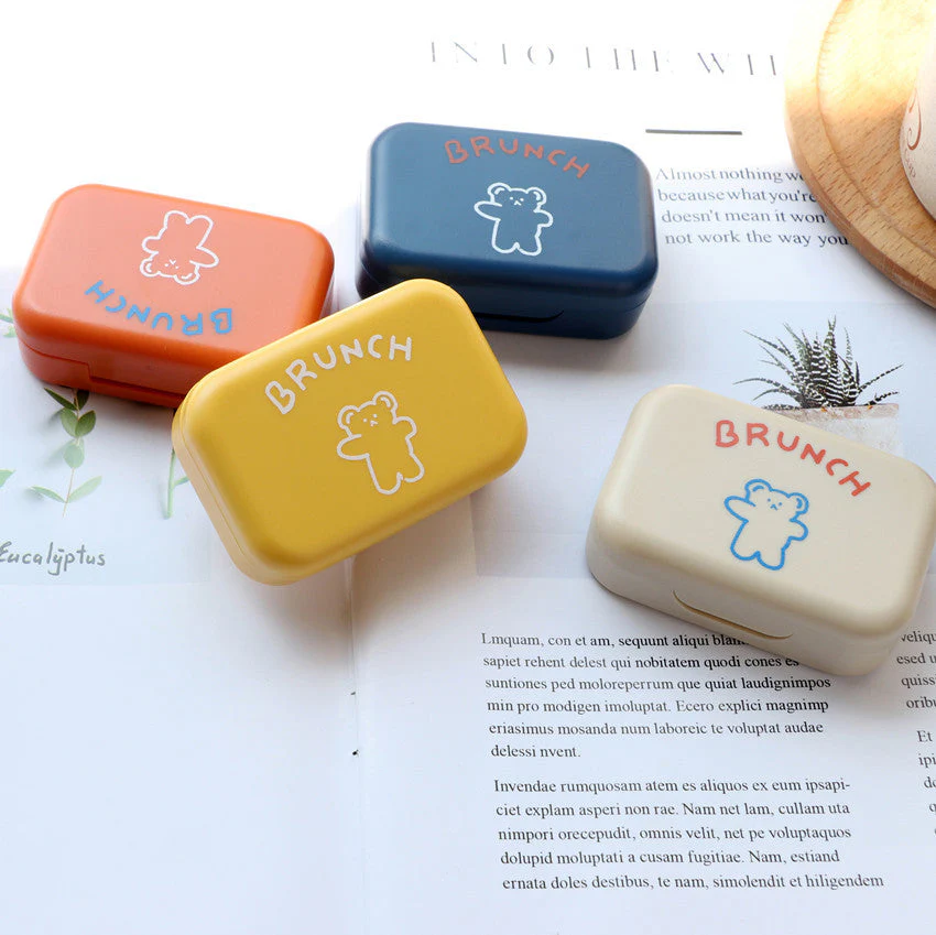 Cabinet Colored Contact Lens Case - Image 2