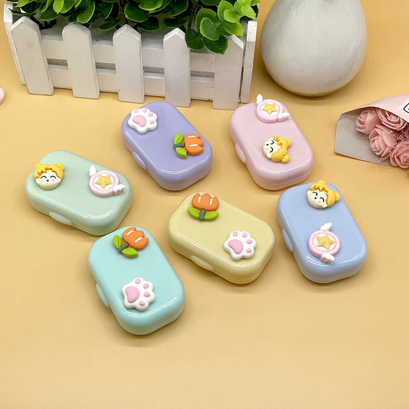 DIY Colored Contact Lens Case - Image 7
