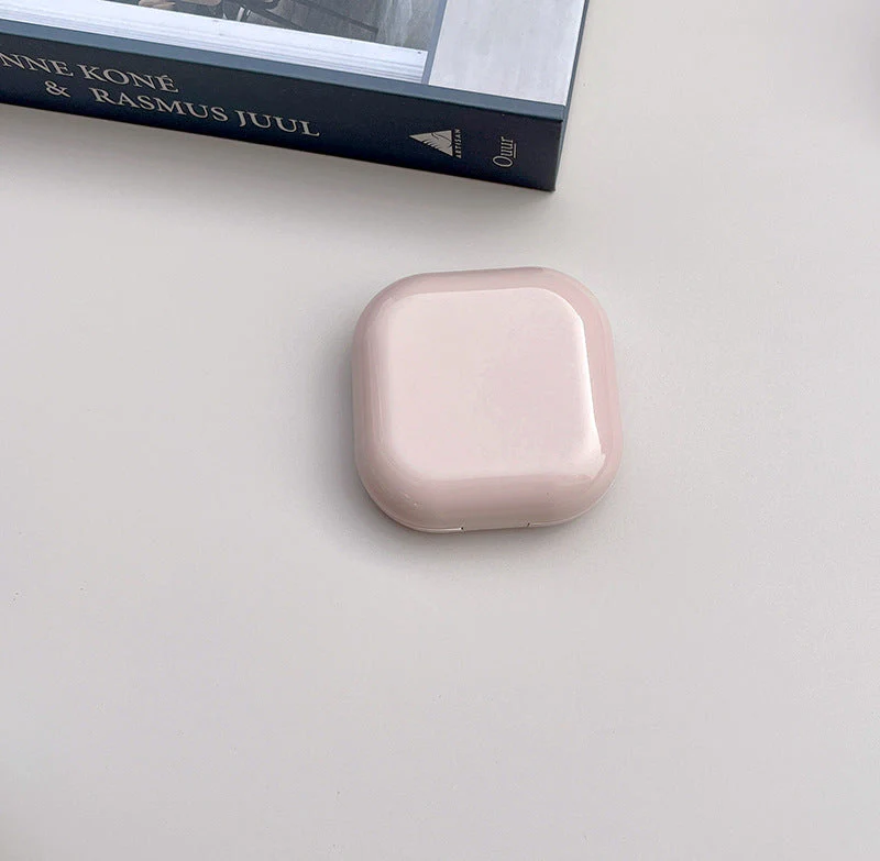 Porcelain Colored Contact Lens Case - Image 14