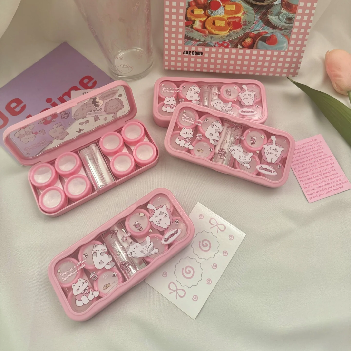 Summer With Cats Colored Contact Lens Case - Image 8